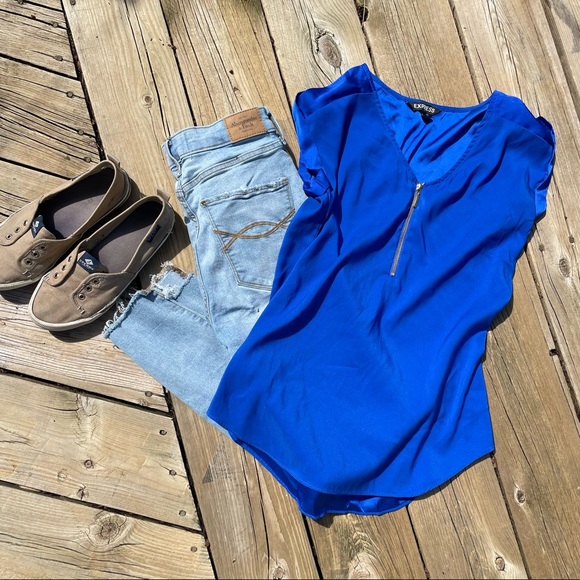 Express Tops - Express Blue V-neck Top